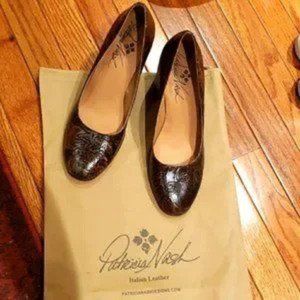 Patricia Nash heels, like new, size 8.5
